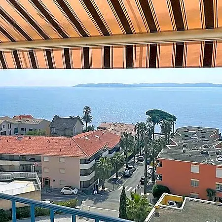Hotel Grand -